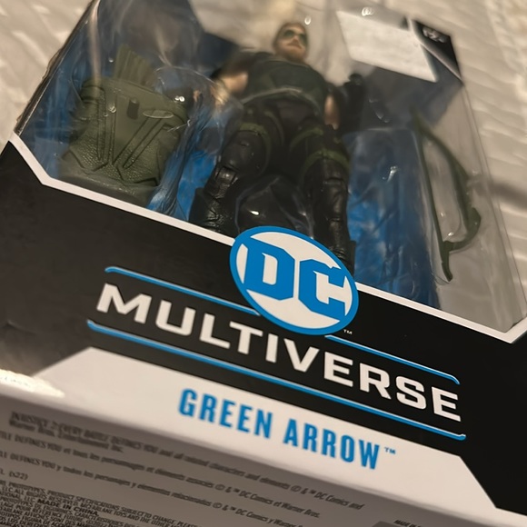 McFarlane Toys DC Multiverse Green Arrow (Injustice 2) 7" Action Figure Gift - Picture 2 of 5